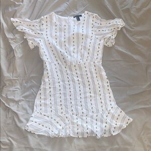 Forever 21 White Flutter Sleeve Ruffled Dress
